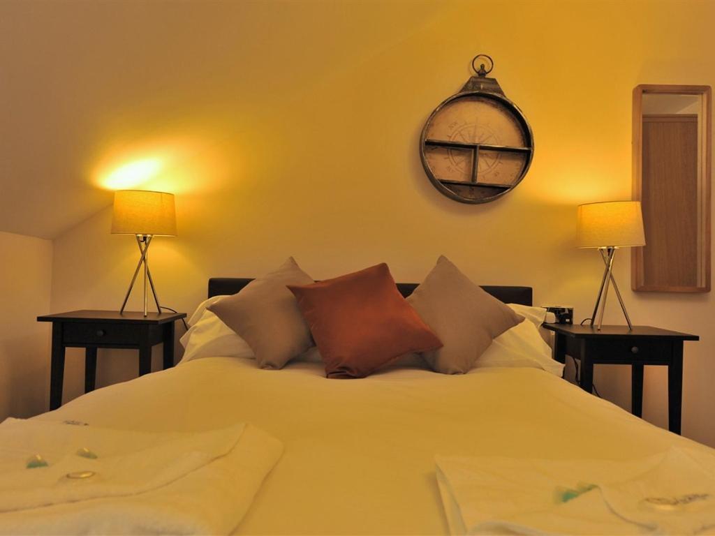 Gail's Guest House Barry Extérieur photo